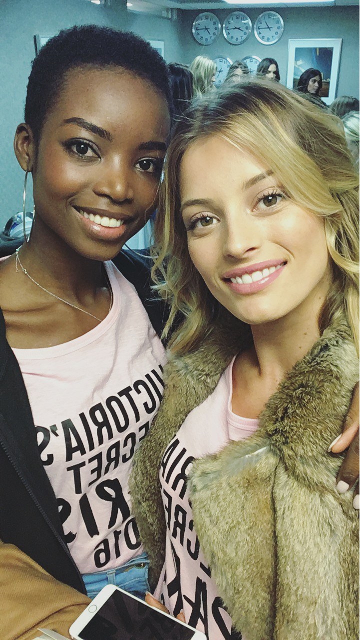 Flávia Lucini embarca para Victoria's Secret Fashion Show (Foto: Reprodução/Instagram)